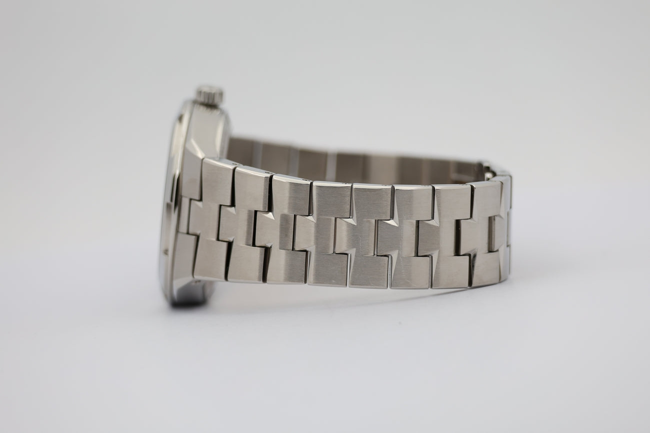 Vacheron Constantin Overseas 41mm Automatik 4500V - Detailansicht 3