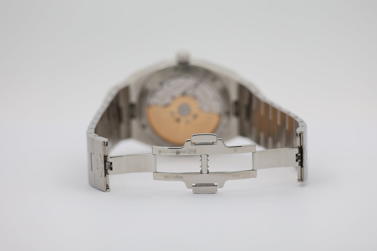 Vacheron Constantin Overseas 41mm Automatik 4500V - Detailansicht 6