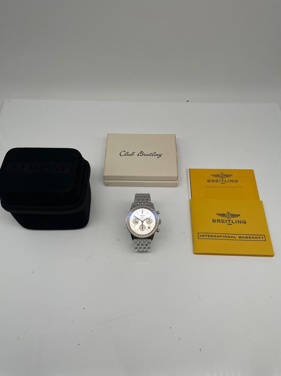 Breitling Navitimer 42mm Automatik Herrenuhr A23322 - Papiere und oder Lieferumfang