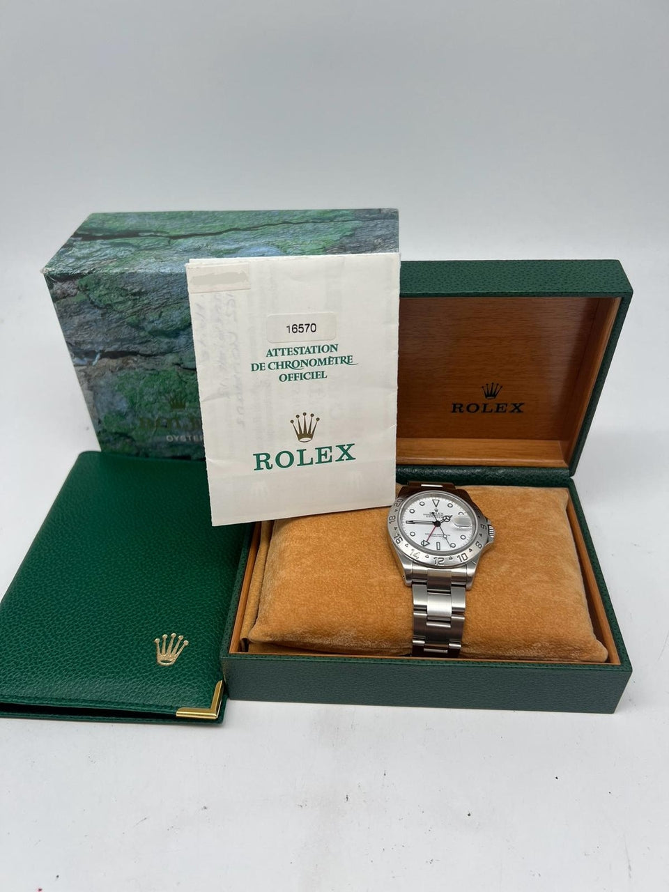 Rolex Explorer II 40mm Automatik 16570 - Papiere und oder Lieferumfang