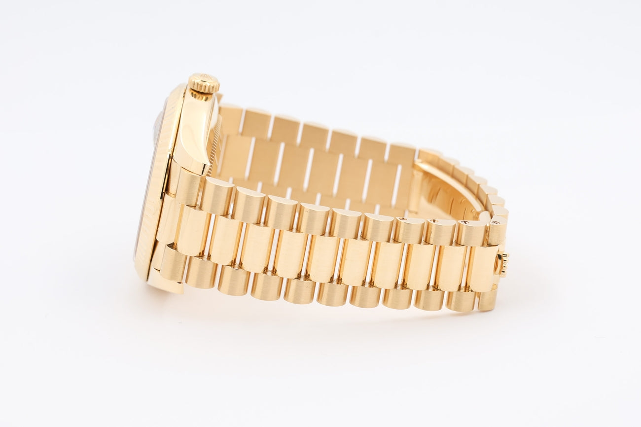 Rolex Day-Date 40 Gelbgold Motif Dial Automatik LC100 None 228238 - Detailansicht 5