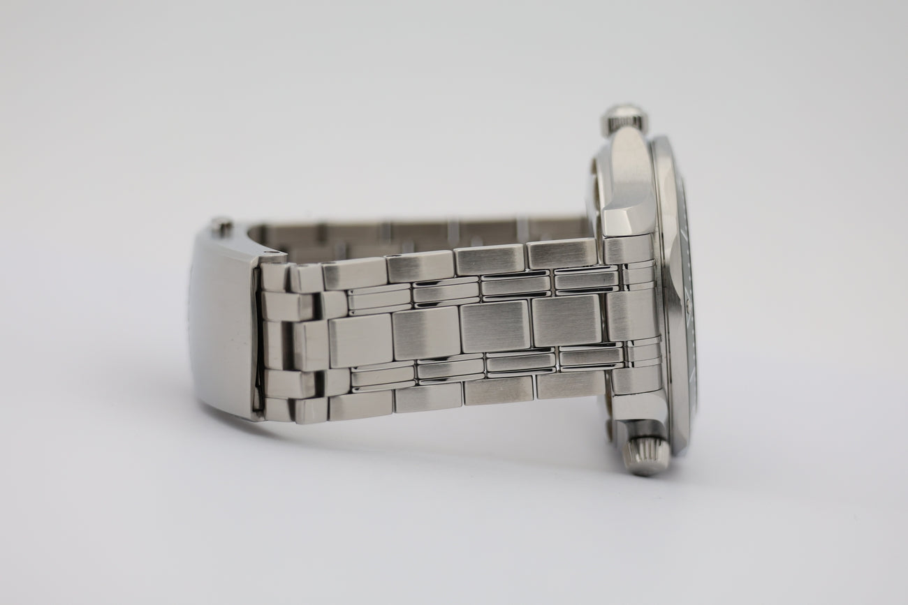 Omega Seamaster Diver 300 M Grün Automatik 21030422010001 - Detailansicht 4