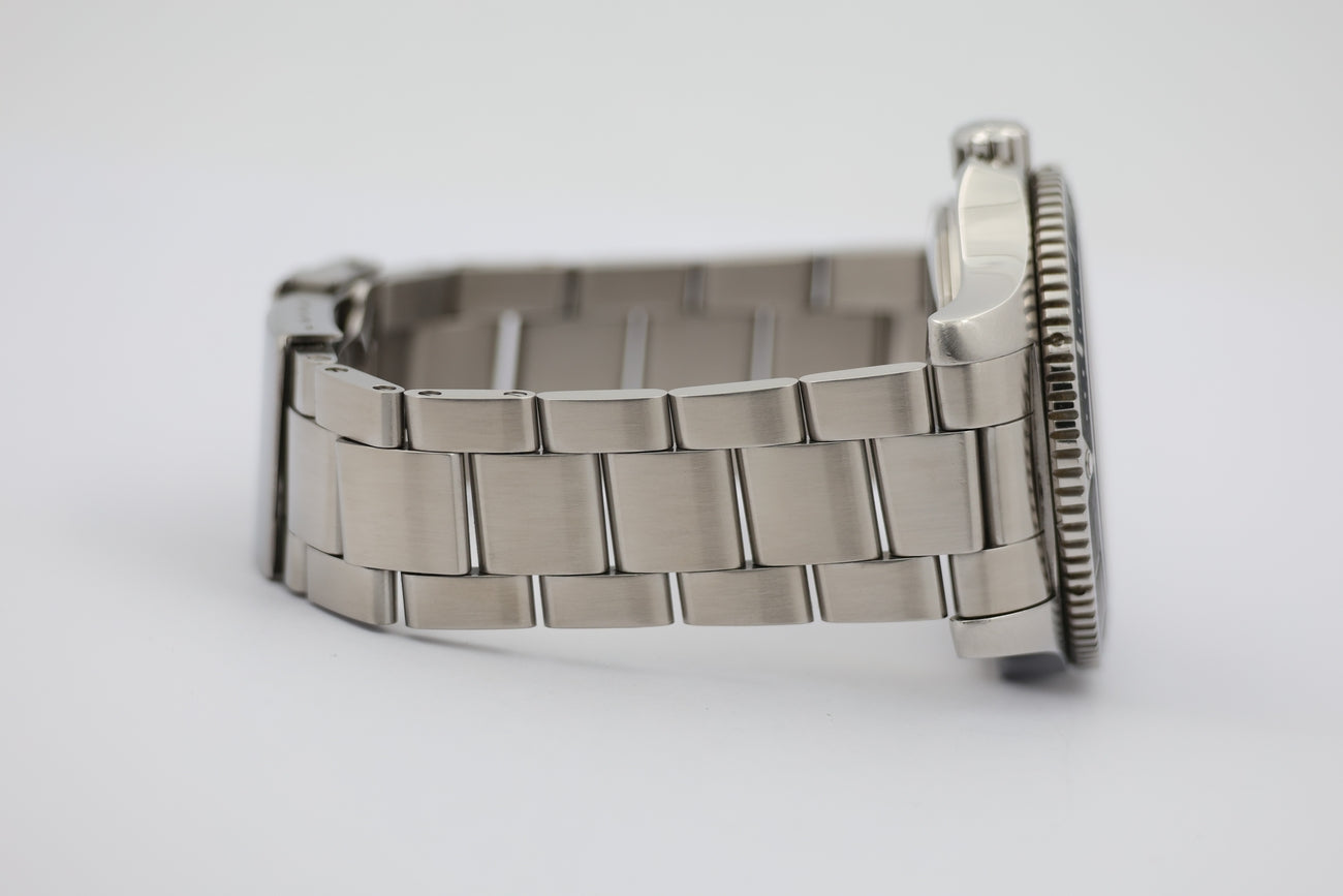 Breitling Superocean II 44 Automatik A17392 - Detailansicht 4