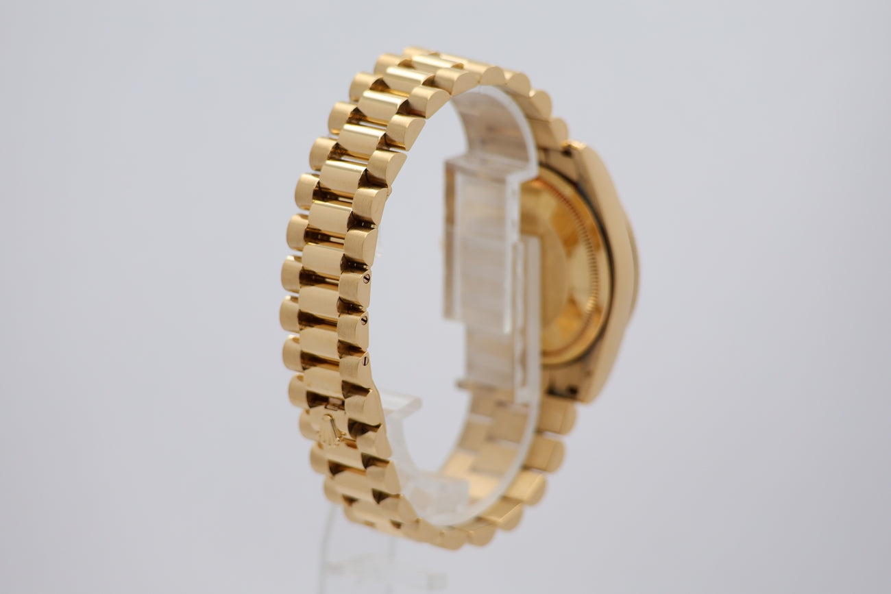 Rolex Day-Date 36 President "Computer" Diamond Dial 118238 - Detailansicht 1