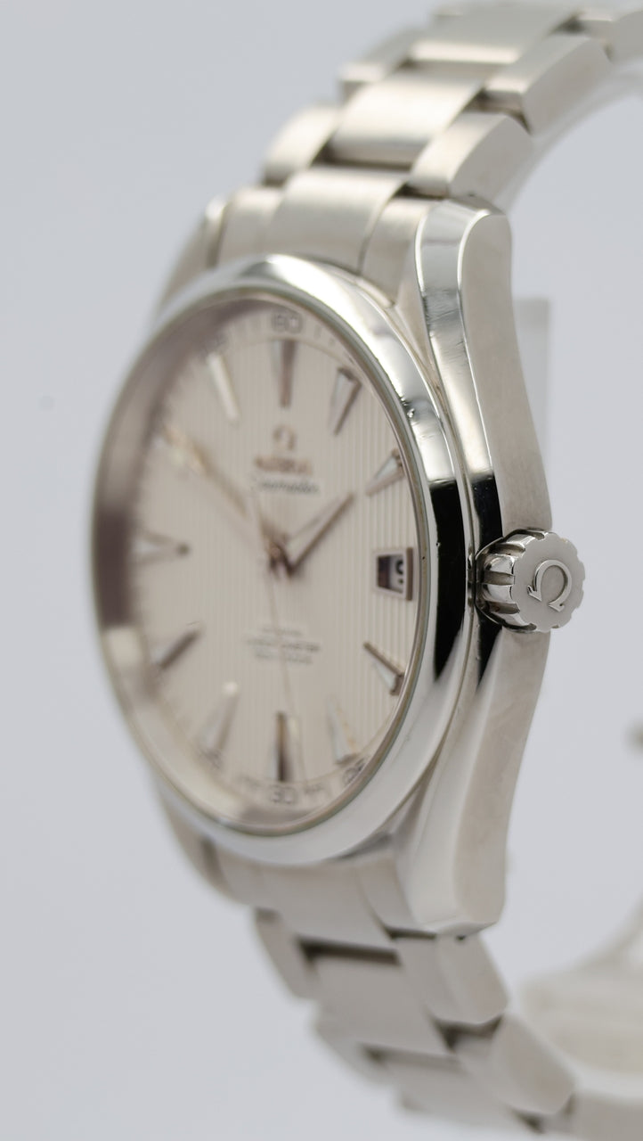 Omega Seamaster Aqua Terra Automatik Herrenuhr 23110422102001 - Detailansicht 7