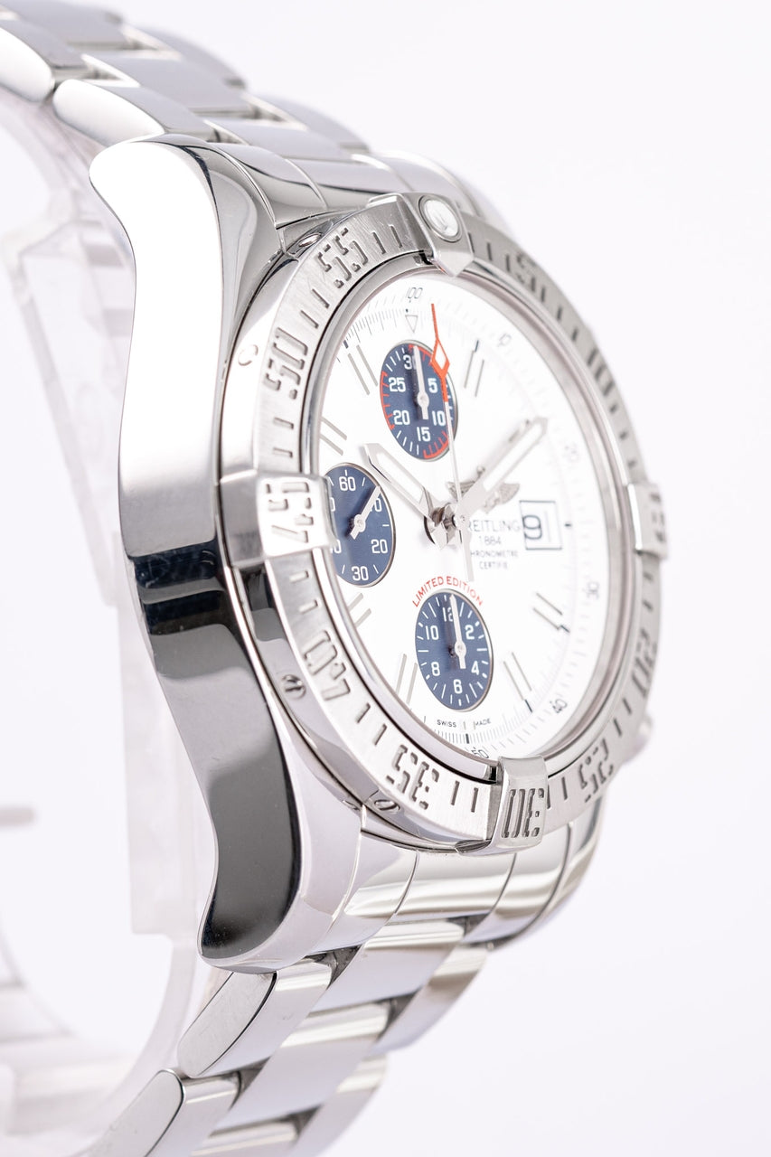 Breitling Avenger II 43mm Automatik Herrenuhr A133813 - Detailansicht 1