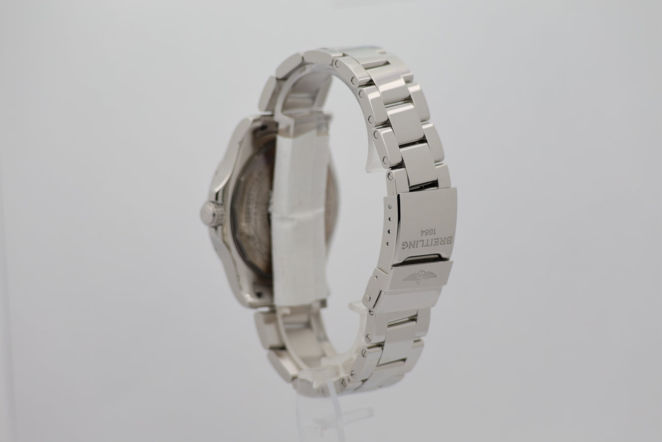 Breitling Avenger II GMT 43mm Automatik A32390 - Detailansicht 2