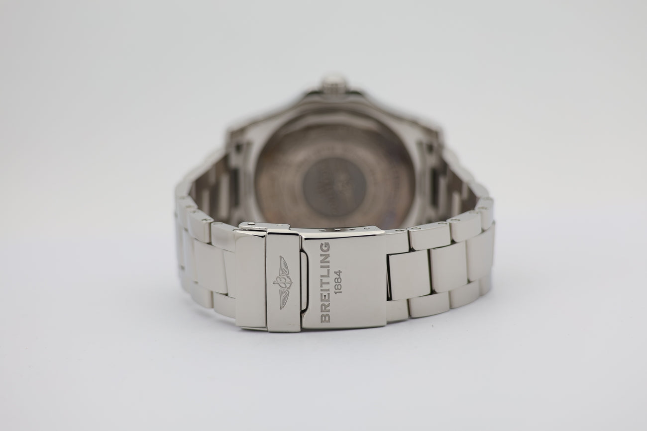 Breitling Avenger II GMT 43mm Automatik A32390 - Detailansicht 5