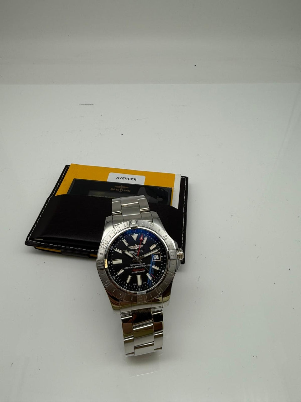 Breitling Avenger II GMT 43mm Automatik A32390 - Papiere und oder Lieferumfang