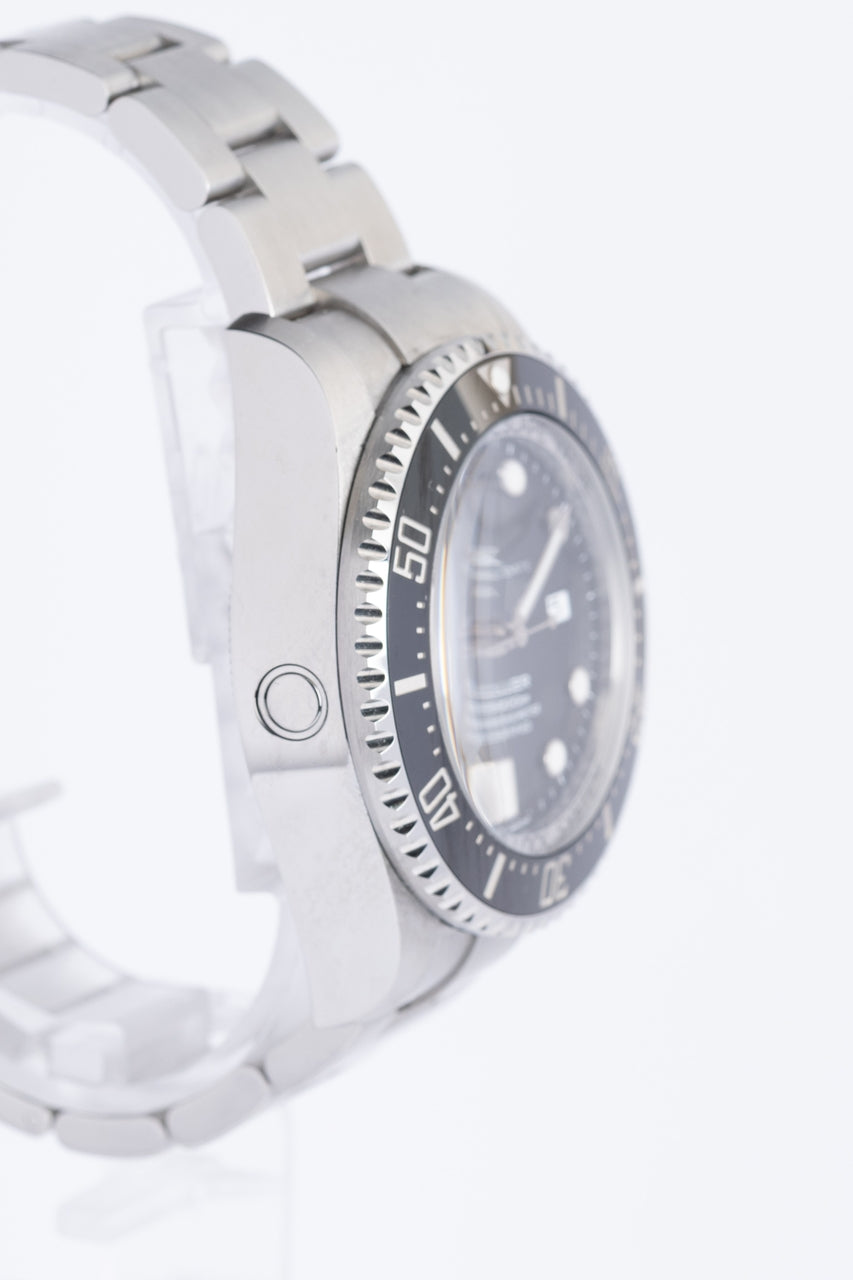 Rolex Sea Dweller Deepsea 44mm Automatik Herrenuhr 126660 - Detailansicht 2