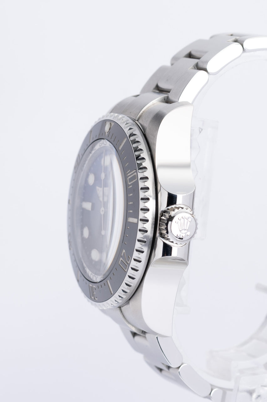 Rolex Sea Dweller Deepsea 44mm Automatik 126660 - Detailansicht 2
