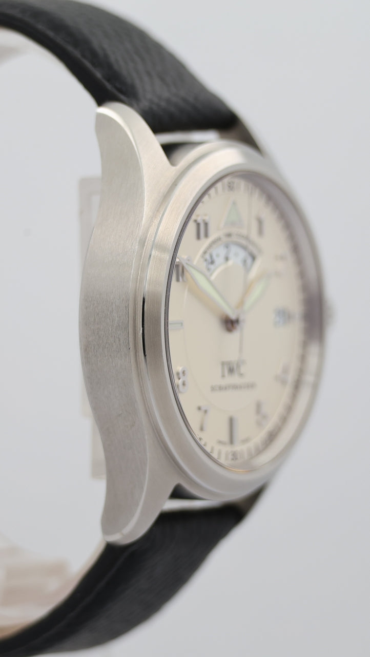 IWC Fliegeruhr Spitfire UTC Herrenuhr 39mm IW325107 - Detailansicht 7