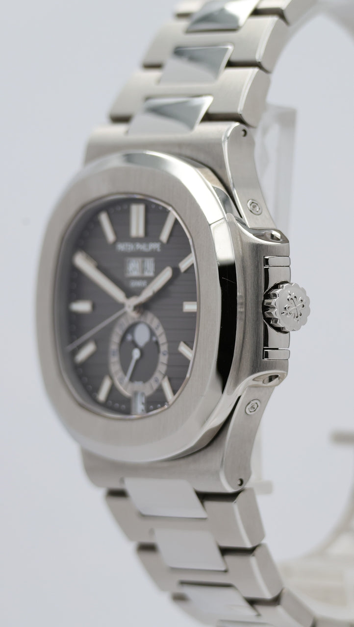 Patek Philippe Nautilus Annual Calendar Mondphase Stahl Schwarz 5726/1A-001 - Detailansicht 7