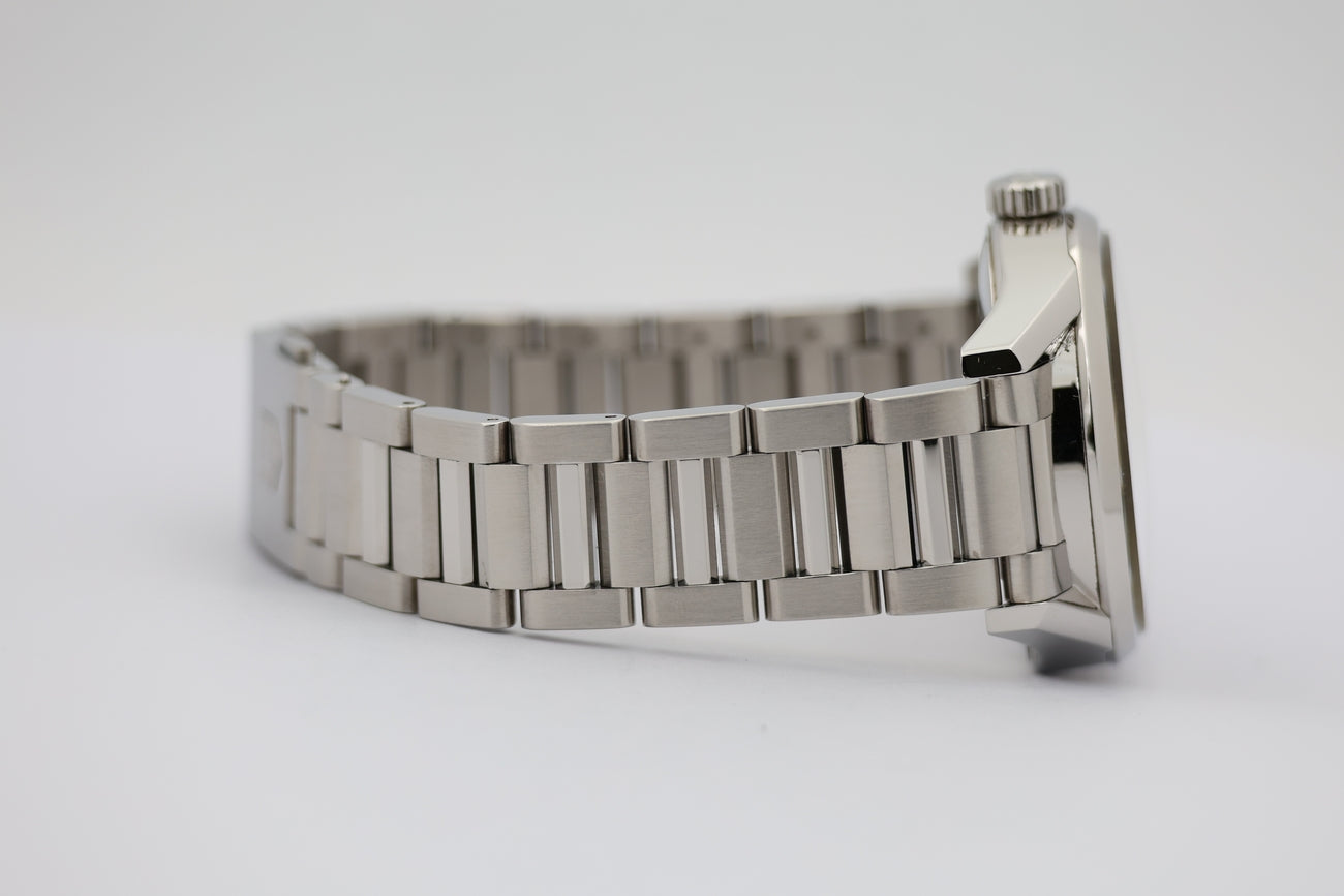 Tag Heuer Carrera Calibre 5 Automatik 41mm WAR201E.BA0723 - Detailansicht 4