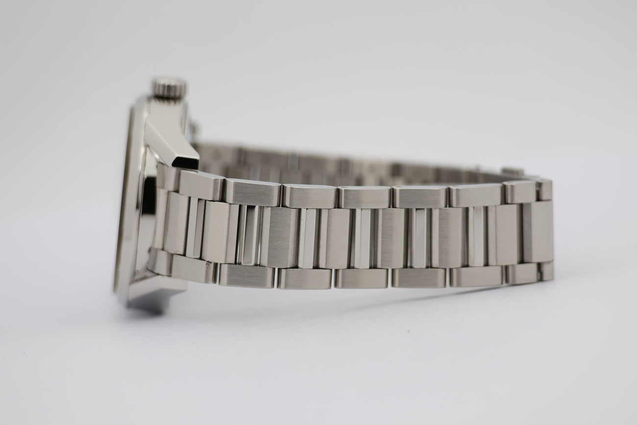 Tag Heuer Carrera Calibre 5 Automatik 41mm WAR201E.BA0723 - Detailansicht 3