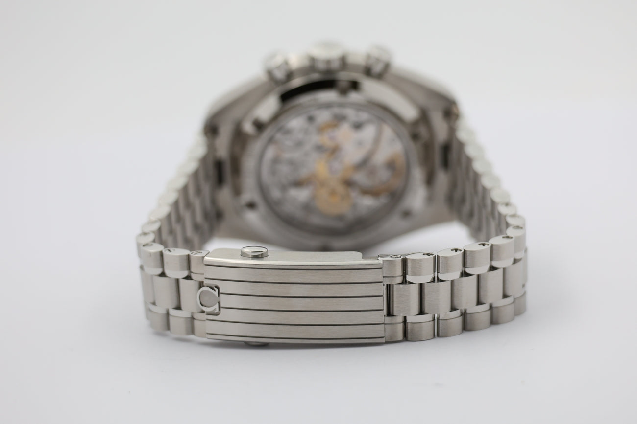 Omega Speedmaster Professional Moonwatch White mit Push-Schließe 31030425004001 - Detailansicht 5