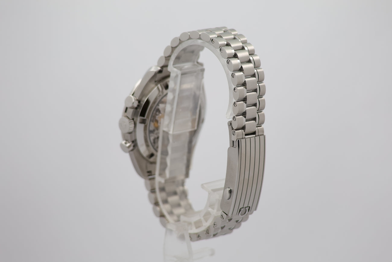 Omega Speedmaster Professional Moonwatch White mit Push-Schließe 31030425004001 - Detailansicht 2
