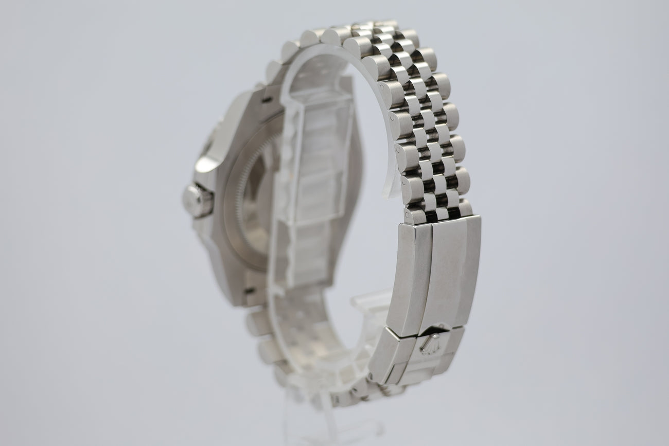 Rolex GMT-Master II "Pepsi" 40mm Automatik Herrenuhr 126710BLRO Box + og. Papiere