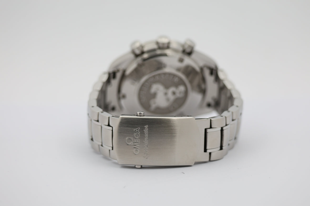 Omega Speedmaster Date 40 Automatik Herrenuhr 32310404002001 - Detailansicht 5