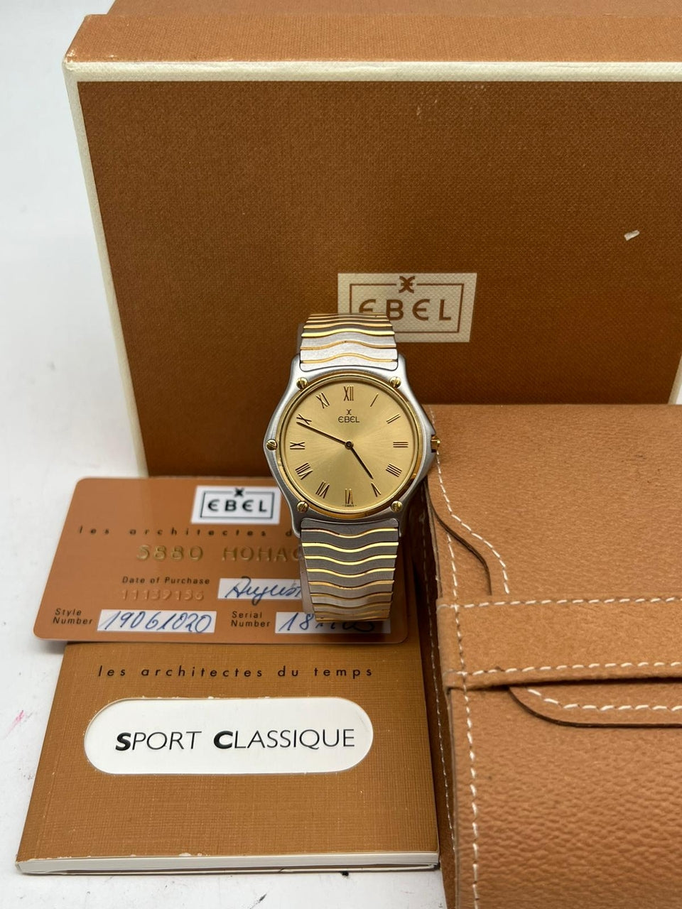 Ebel Classic Wave Gold Quarz 40mm 19061020 - Papiere und oder Lieferumfang