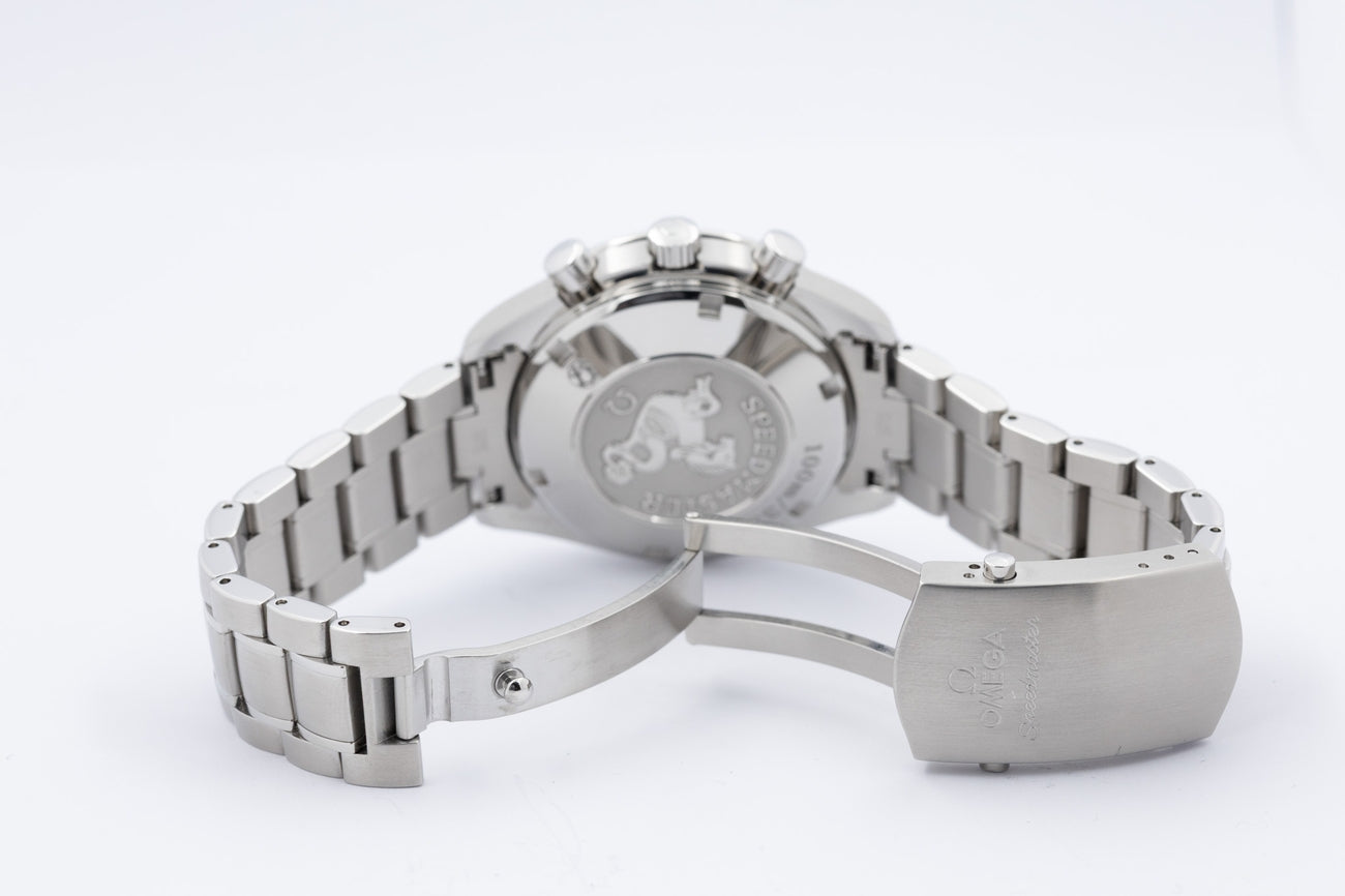Omega Speedmaster Date 40mm Automatik Herrenuhr 323304040040001 - Detailansicht 8