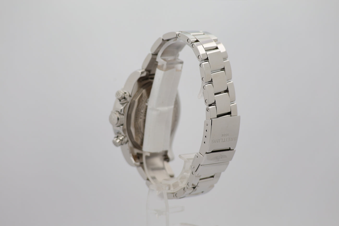 Breitling Avenger II Automatik Herrenuhr 43 A13381 - Detailansicht 2