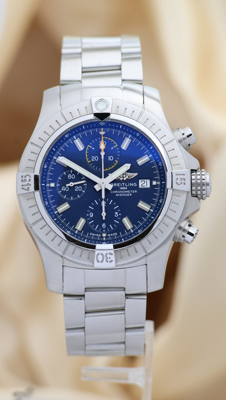Breitling Avenger 45mm Automatik  A13317 - Thumbnail