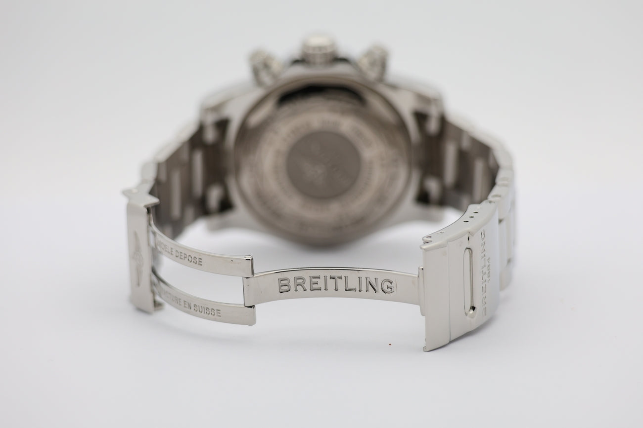 Breitling Avenger II Automatik 43mm A13381 - Detail view 6