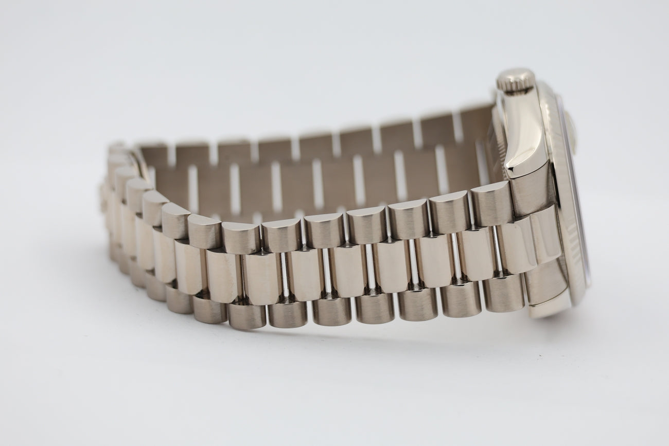 Rolex Day-Date 36 Weißgold Automatik Herrenuhr 118239 - Detailansicht 4