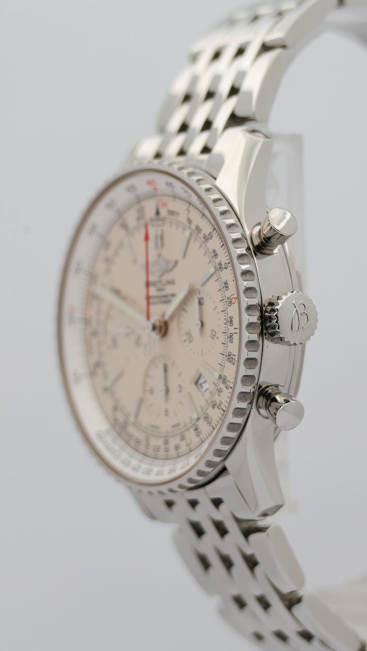 Breitling Navitimer 01 Limited Edition 42mm Automatik AB0123 - Detailansicht 7