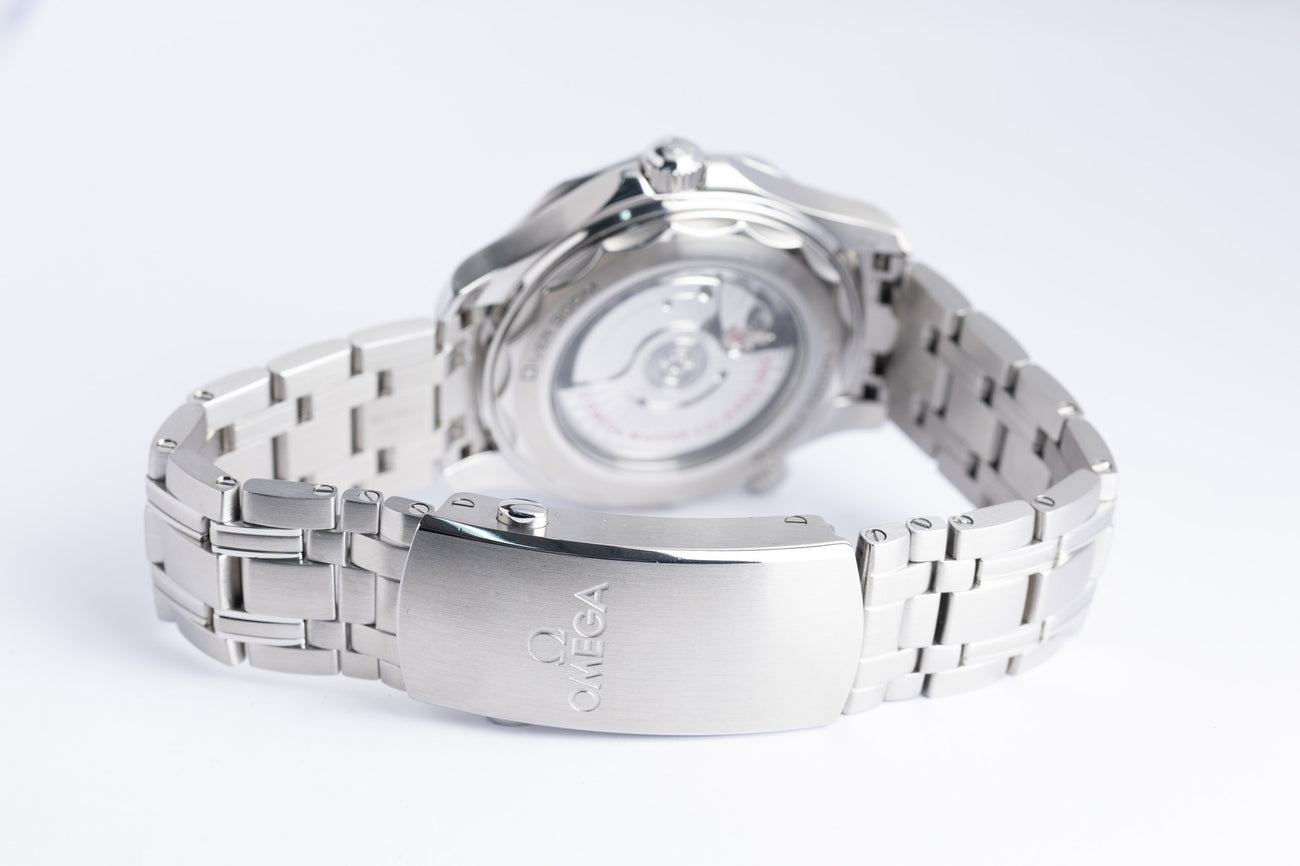 Omega Seamaster Diver 300M Automatik Blau 21030422003001 - Detailansicht 7