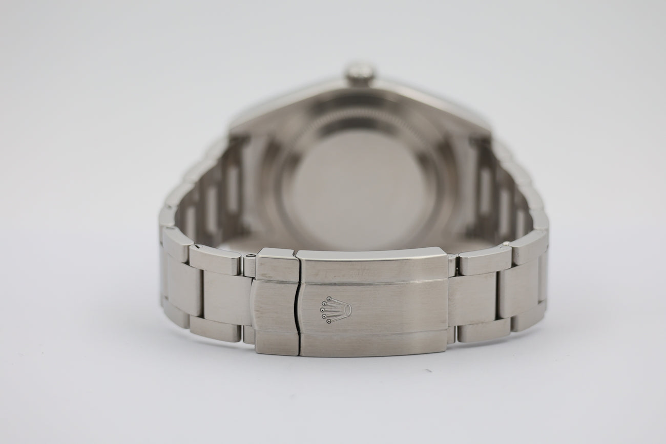 Rolex Oyster Perpetual Automatik 39mm 114300 - Detailansicht 5