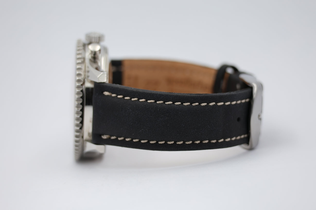 Breitling Navitimer 01 Automatik Herrenuhr 43mm AB0120 - Detailansicht 3