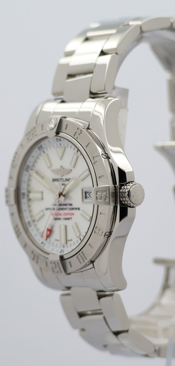 Breitling Avenger II GMT 43mm Automatik A32390 - Detailansicht 1