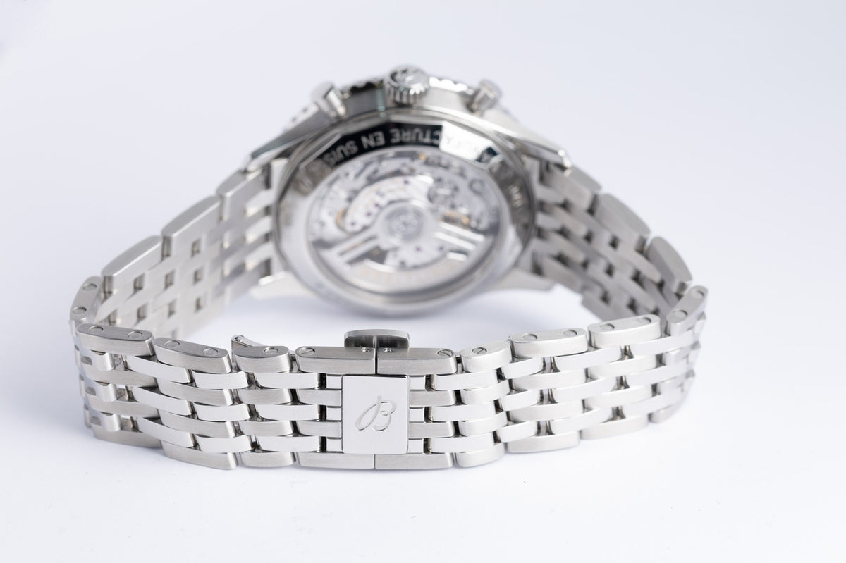 Breitling Navitimer 1 B01 Chronograph 43mm AB0138 - Detailansicht 7