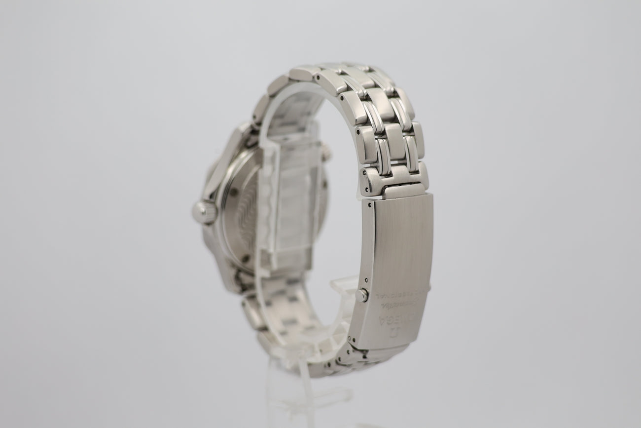 Omega Seamaster Diver 300 M Quarz 25618000 - Detailansicht 2