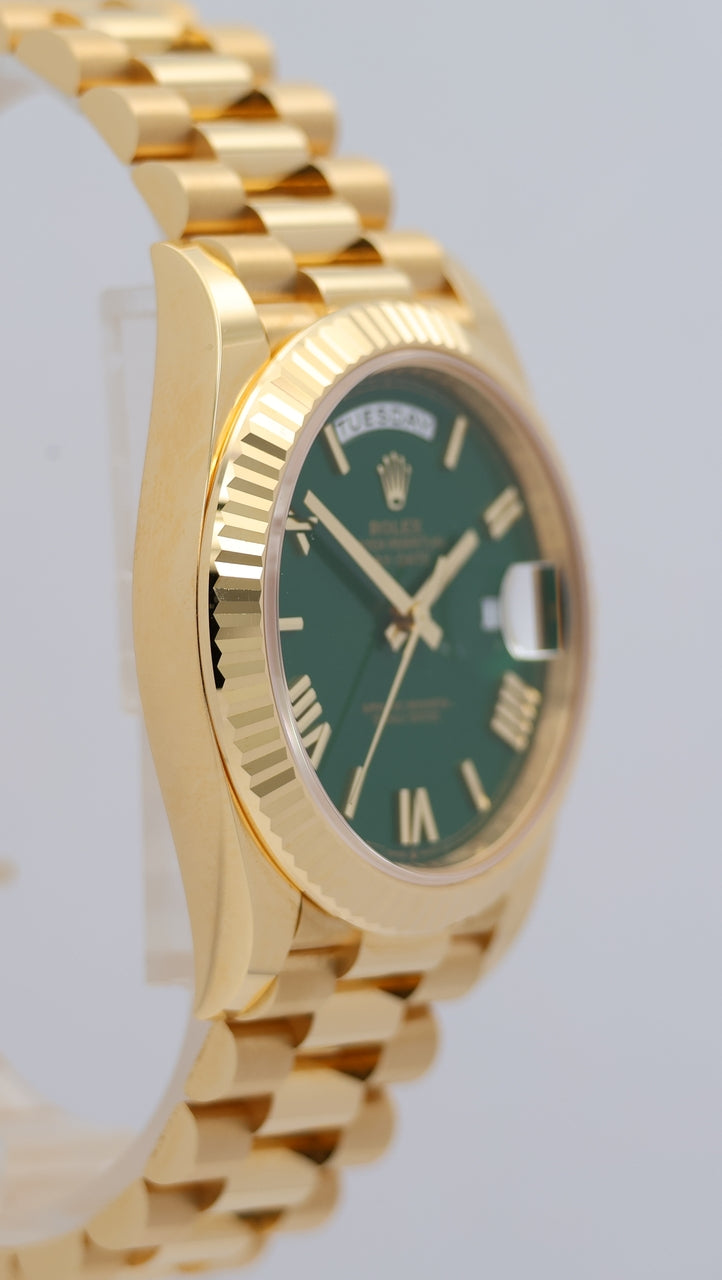 Rolex Day-Date 40 Green-Dial Automatik Ungetragen 228238 Box + og. Papiere