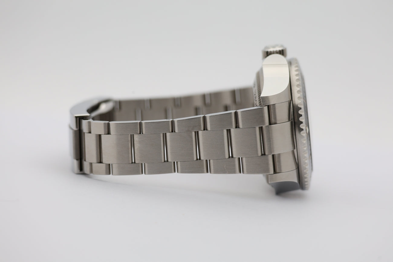 Rolex Sea Dweller Deepsea 44mm Automatik 126660 - Detailansicht 4