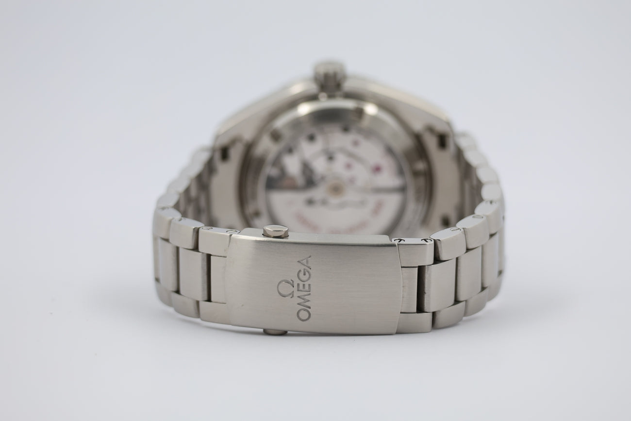 Omega Seamaster Planet Ocean 42mm Automatik 23230422101001 - Detailansicht 5