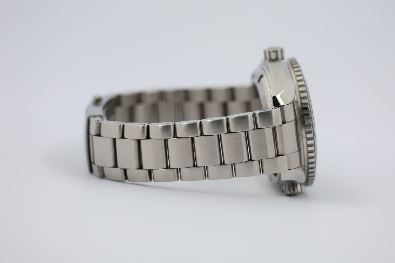 Omega Seamaster Planet Ocean 42mm Automatik 23230422101001 - Detailansicht 4