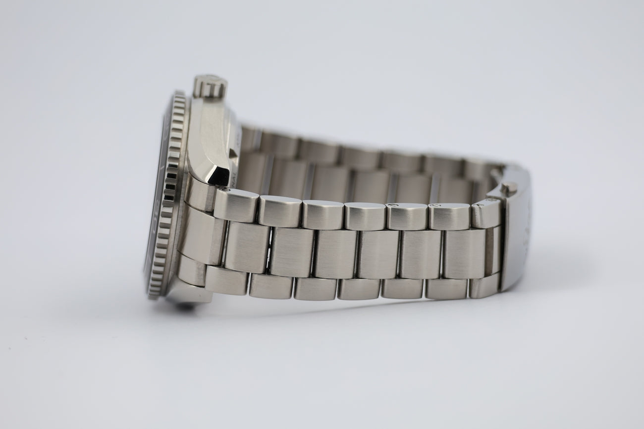 Omega Seamaster Planet Ocean 42mm Automatik 23230422101001 - Detailansicht 3