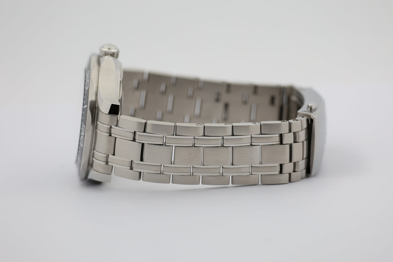 Omega Seamaster Diver 300M 42m Automatik Herrenuhr 21030422004001 - Detail view 3
