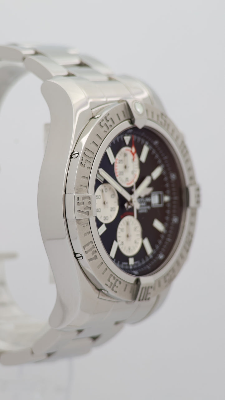 Breitling Super Avenger II 48mm Automatik A13371 - Detailansicht 2