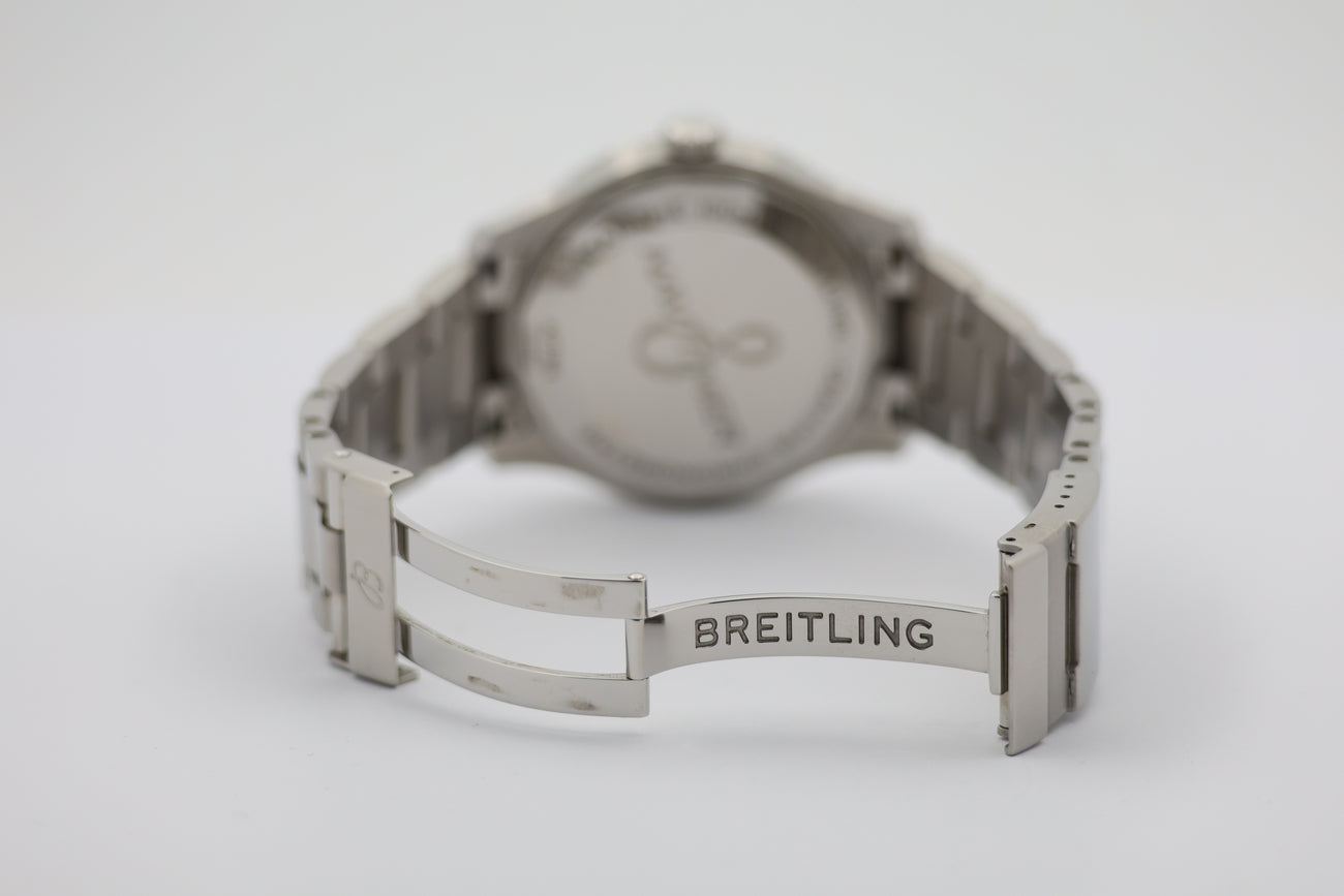 Breitling Navitimer 8 Automatik 41mm A17314 - Detailansicht 6