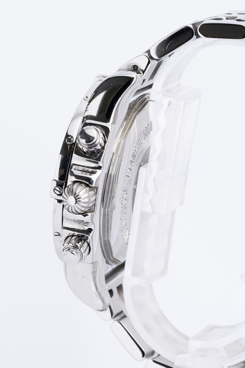 Breitling Chronomat 44 Automatik B01 AB0110 - Detailansicht 4