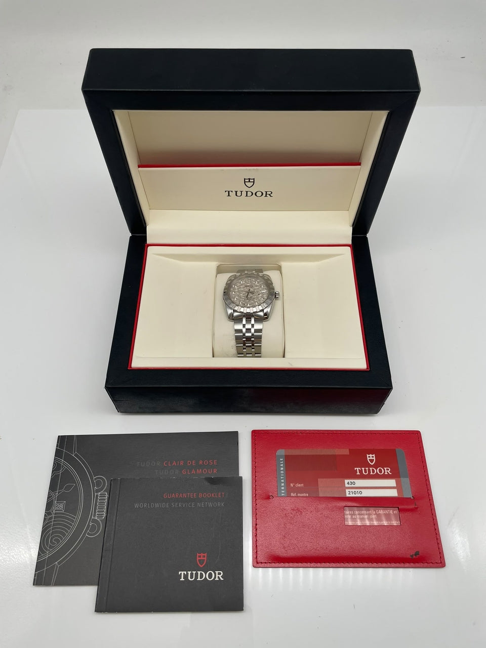 Tudor Classic Herrenuhr 37mm 2101010P - Papiere und oder Lieferumfang