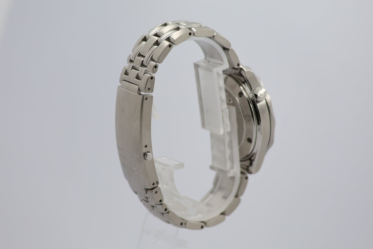 Omega Seamaster Diver 300m 36mm Automatik Herrenuhr 22228000 - Detailansicht 1