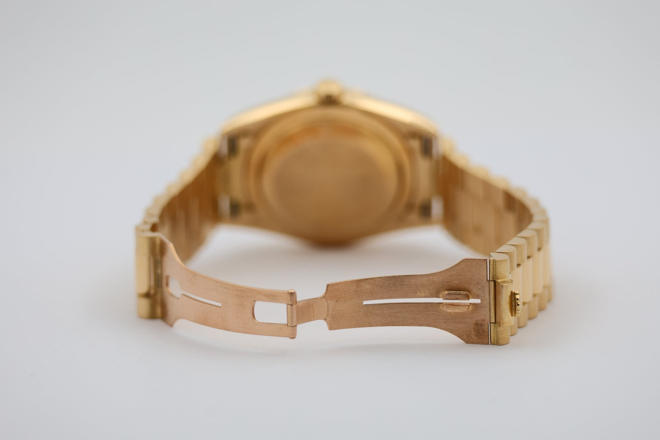 Rolex Day-Date 36 President 18K Gelbgold Automatik 18238 - Detailansicht 6