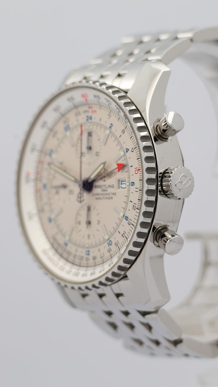 Breitling Navitimer World GMT 46mm Automatik Herrenuhr A24322 - Detailansicht 7