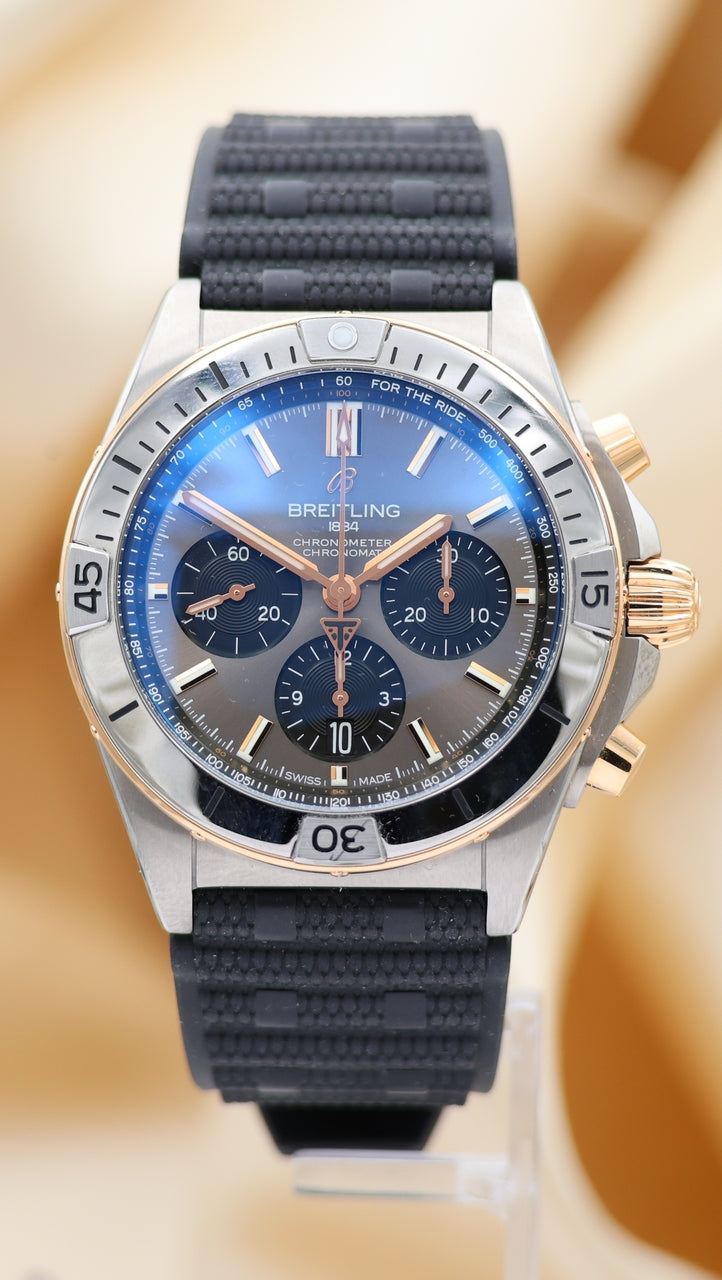 Breitling Chronomat 42 Titan B01 42 Triumph Automatik TB0134 Box + og. Papiere